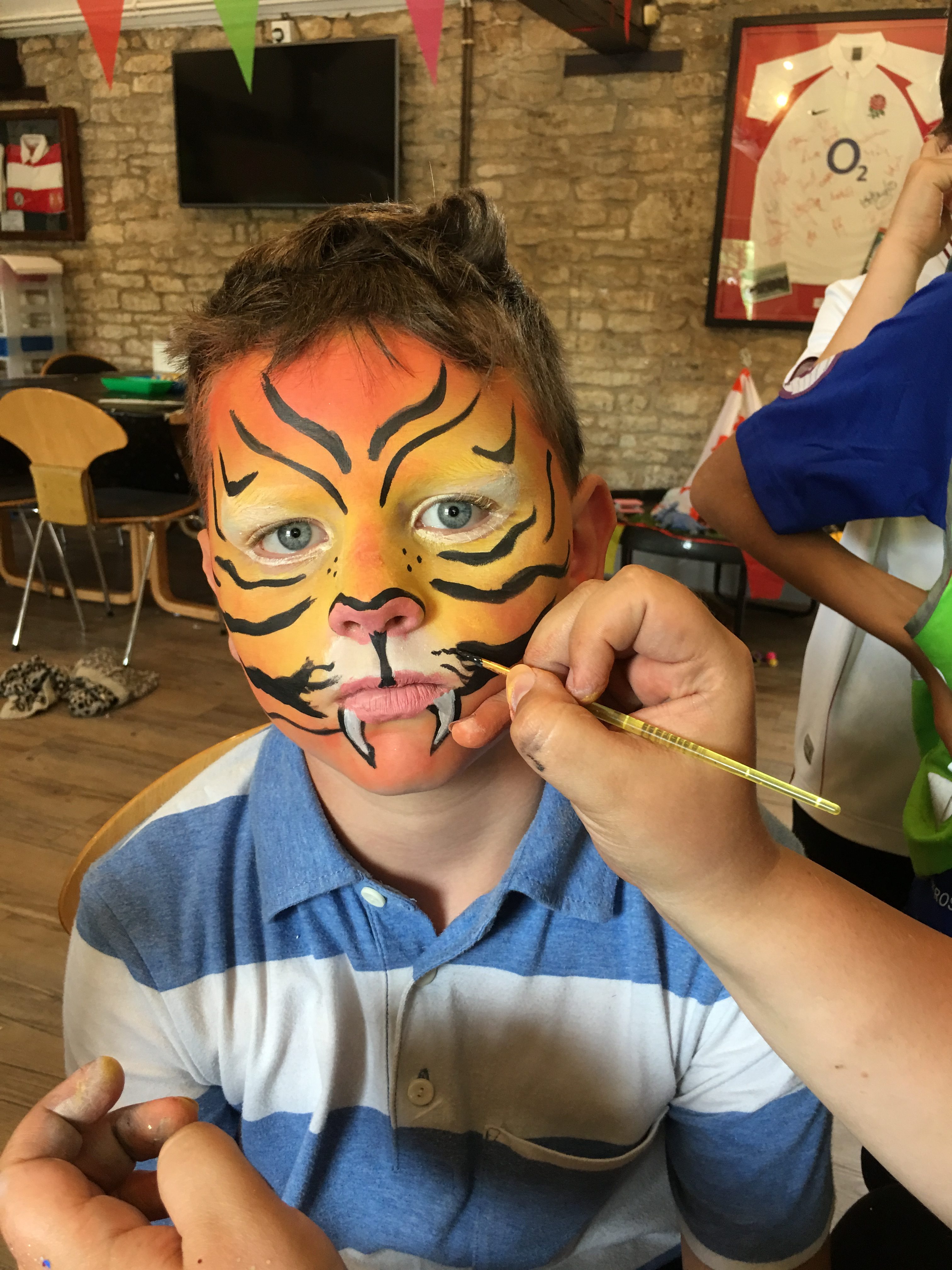 Holiday Club - face paint - tiger