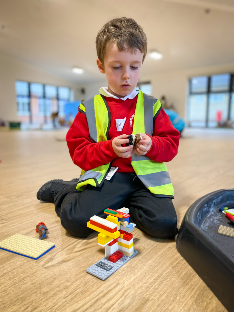cirencester-primary-school-after-school-club-23 cirencester-primary-school-after-school-club-23